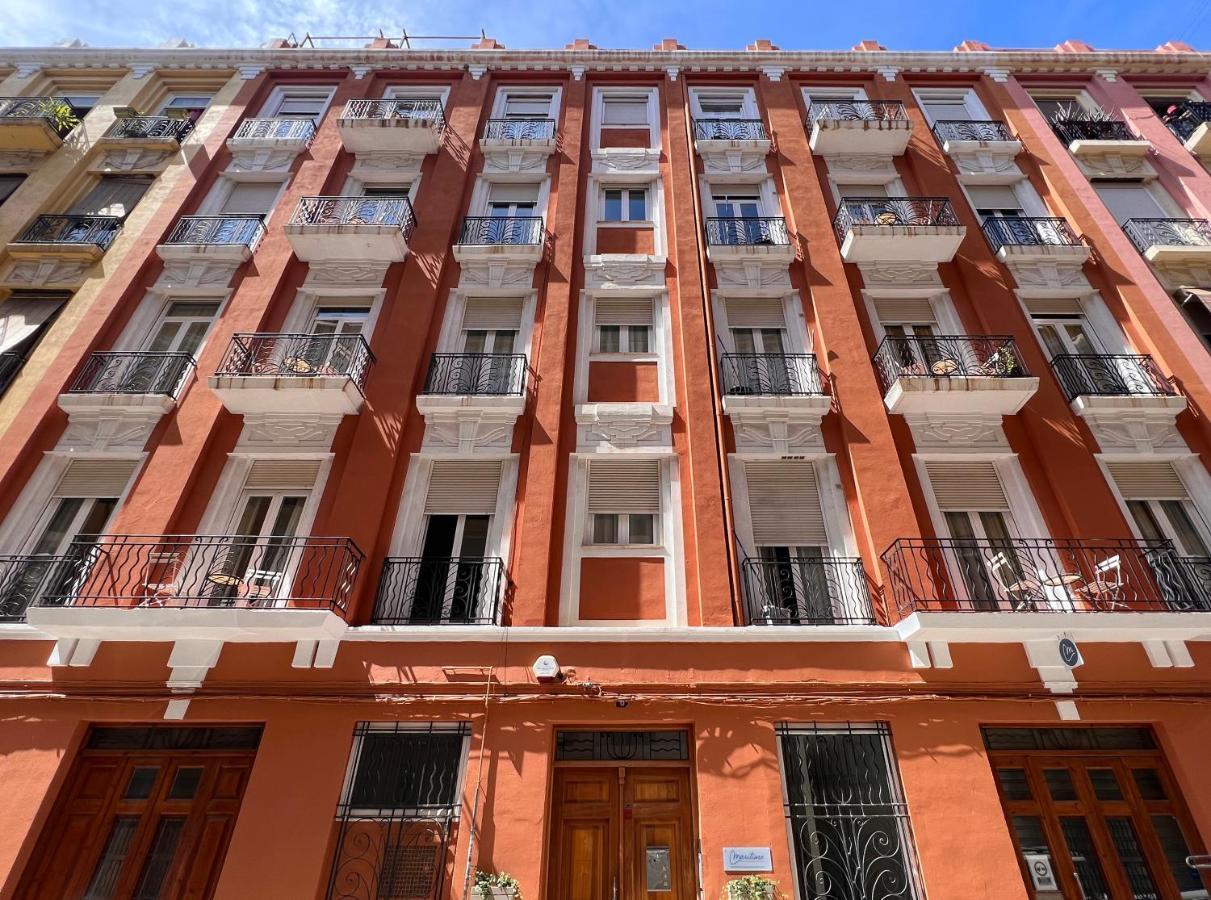 Maritime Apartamentos Cabanal Валенсия Екстериор снимка